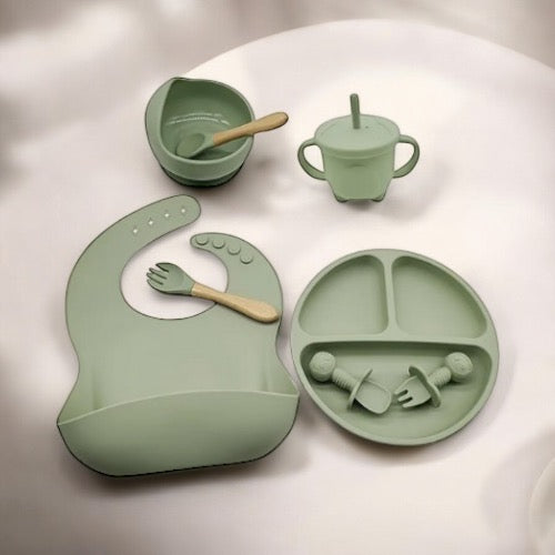 Set Repas Bébé en Silicone Alimentaire 8 pièces : Kaki