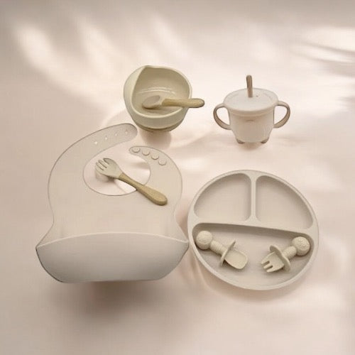 Set Repas Bébé en Silicone Alimentaire 8 pièces : Beige